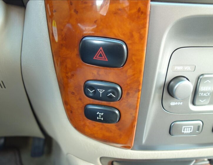 Toyota Land Cruiser SUV 4,7 l 175 kw