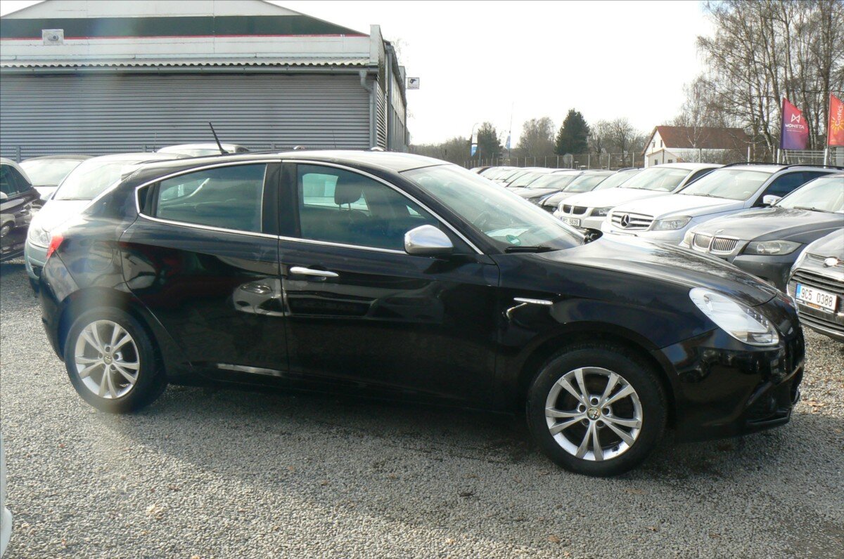 Alfa Romeo Giulietta Hatchback 2,0 l 103 kw