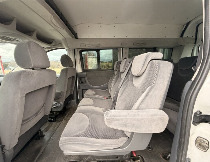 Peugeot Expert Tepee MPV 2,0 l 94 kw