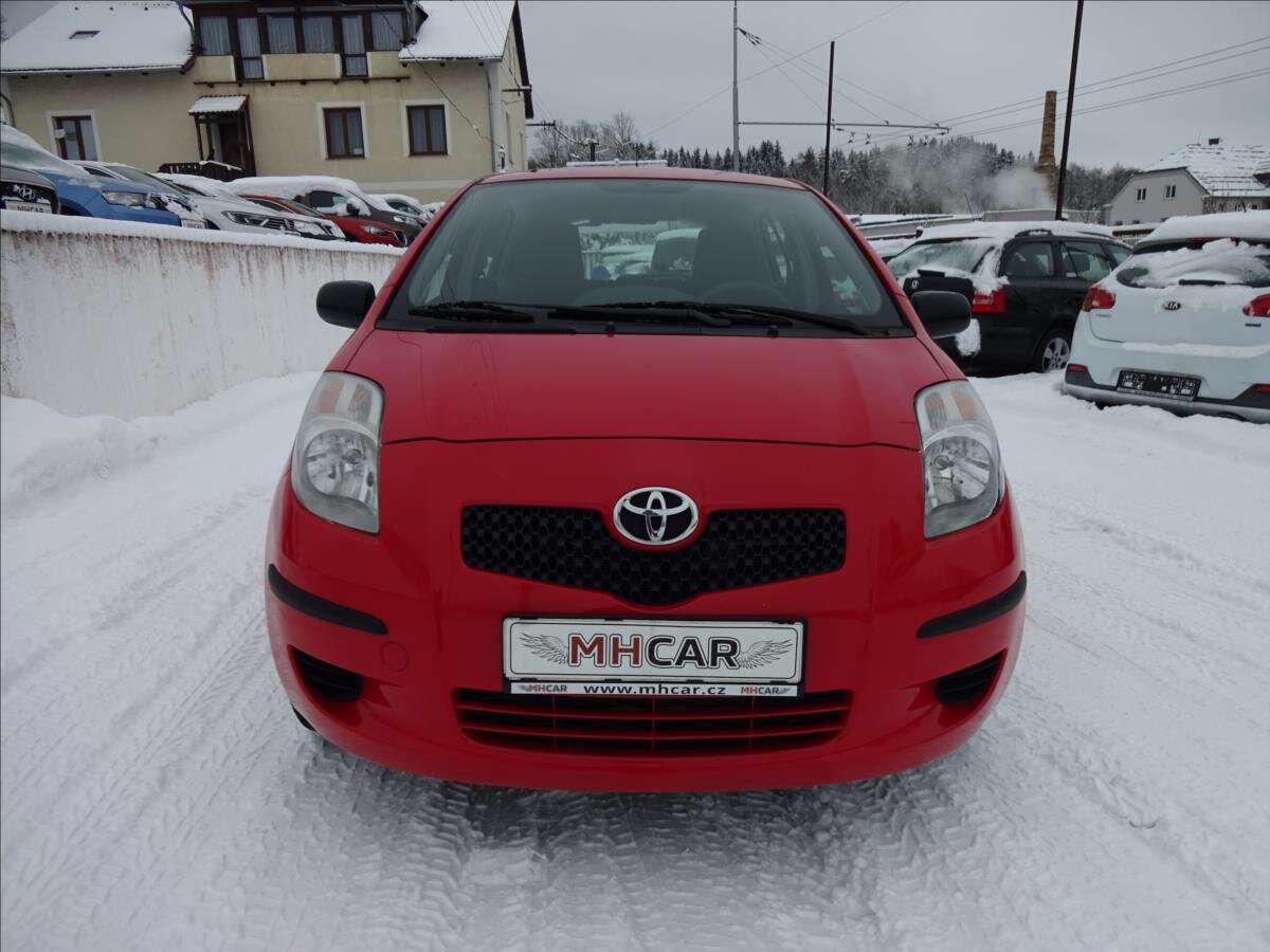 Toyota Yaris Hatchback 998,0 51 kw