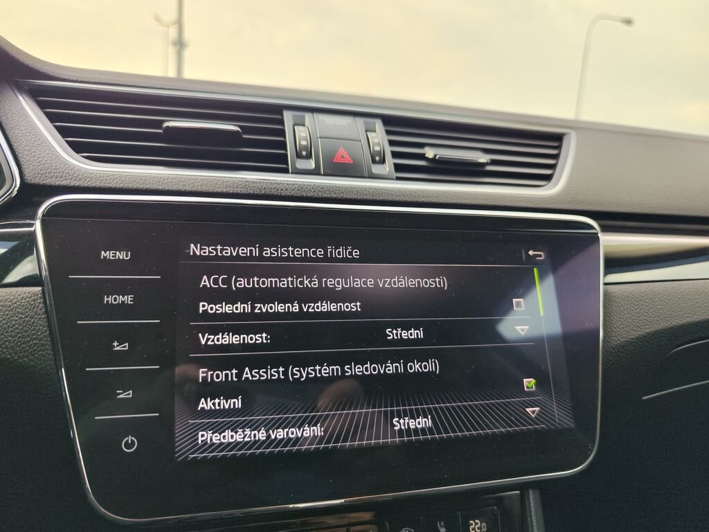 Škoda Superb Sedan / Limuzína 2,0 l 110 kw