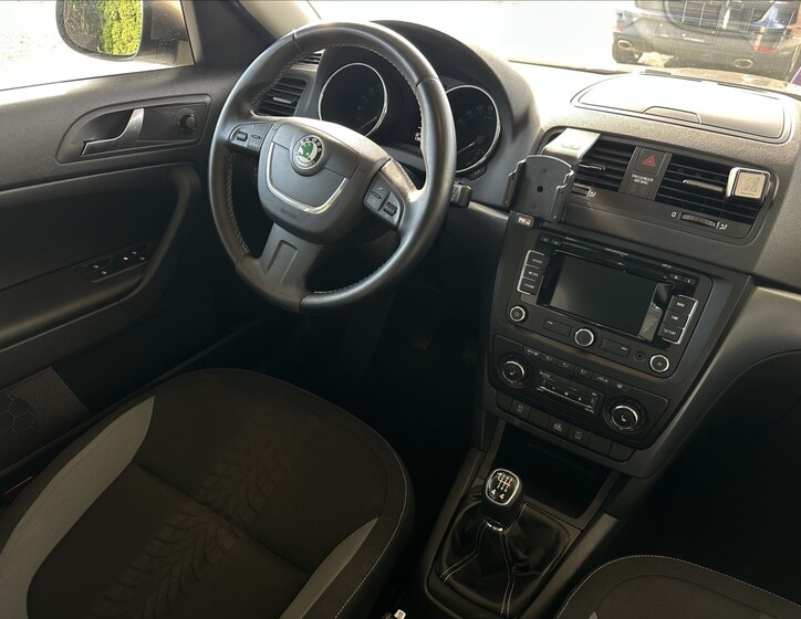 Škoda Yeti 7