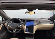 Tesla Model S 8