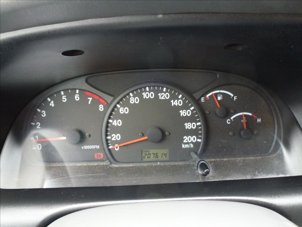 Suzuki Grand Vitara SUV / Terénní 2,0 l 94 kw