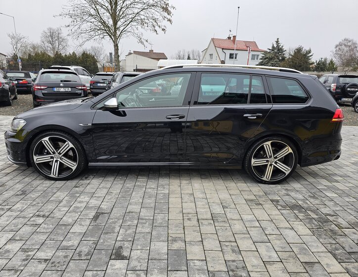 Volkswagen Golf Sportsvan Kombi 2,0 l 221 kw