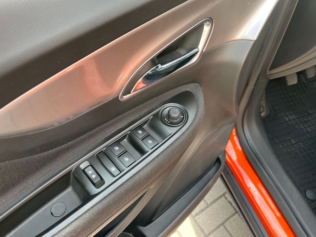 Opel Mokka SUV / Terénní 1,4 l 103 kw