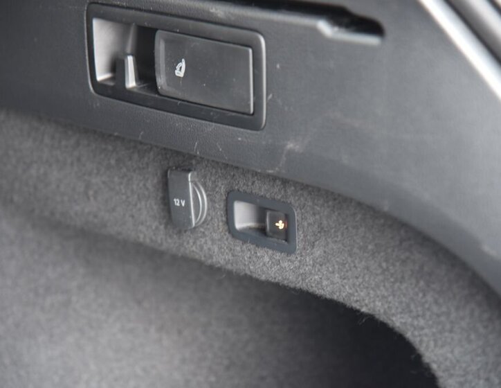 Volkswagen Passat Kombi 2,0 l 110 kw