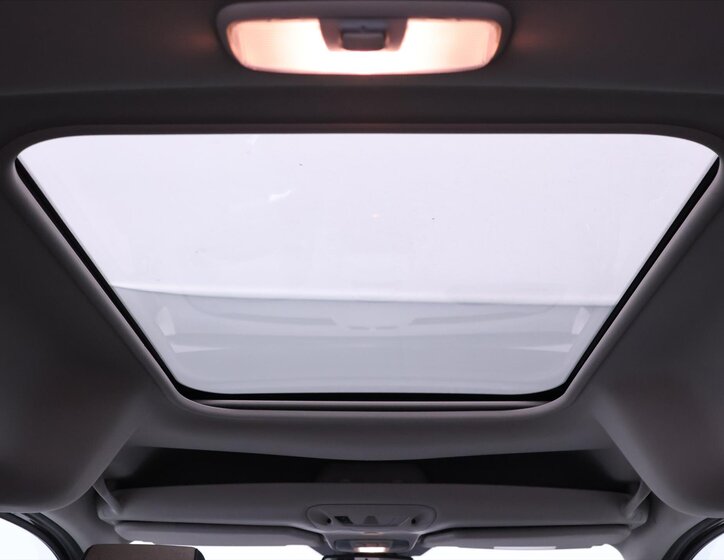 Ford Tourneo Connect Kombi 1,5 l 88 kw