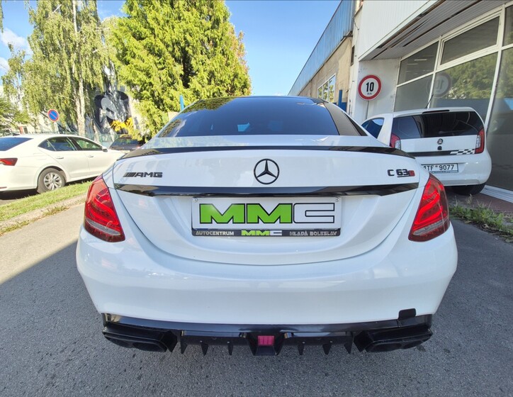 Mercedes-Benz Třídy C 8