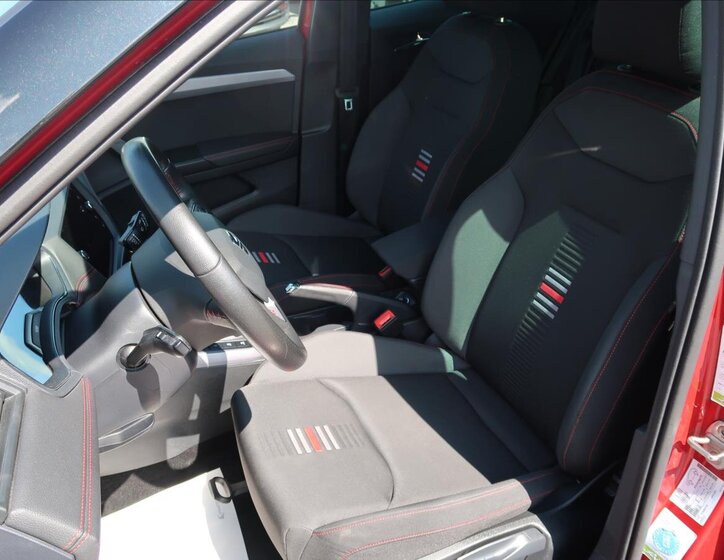 Seat Arona SUV / Terénní 1,6 l 85 kw