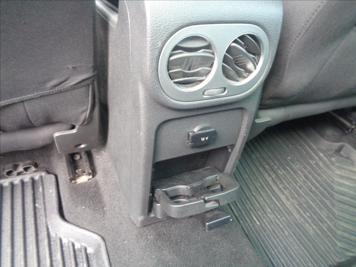 Volkswagen Tiguan Kombi 2,0 l 103 kw