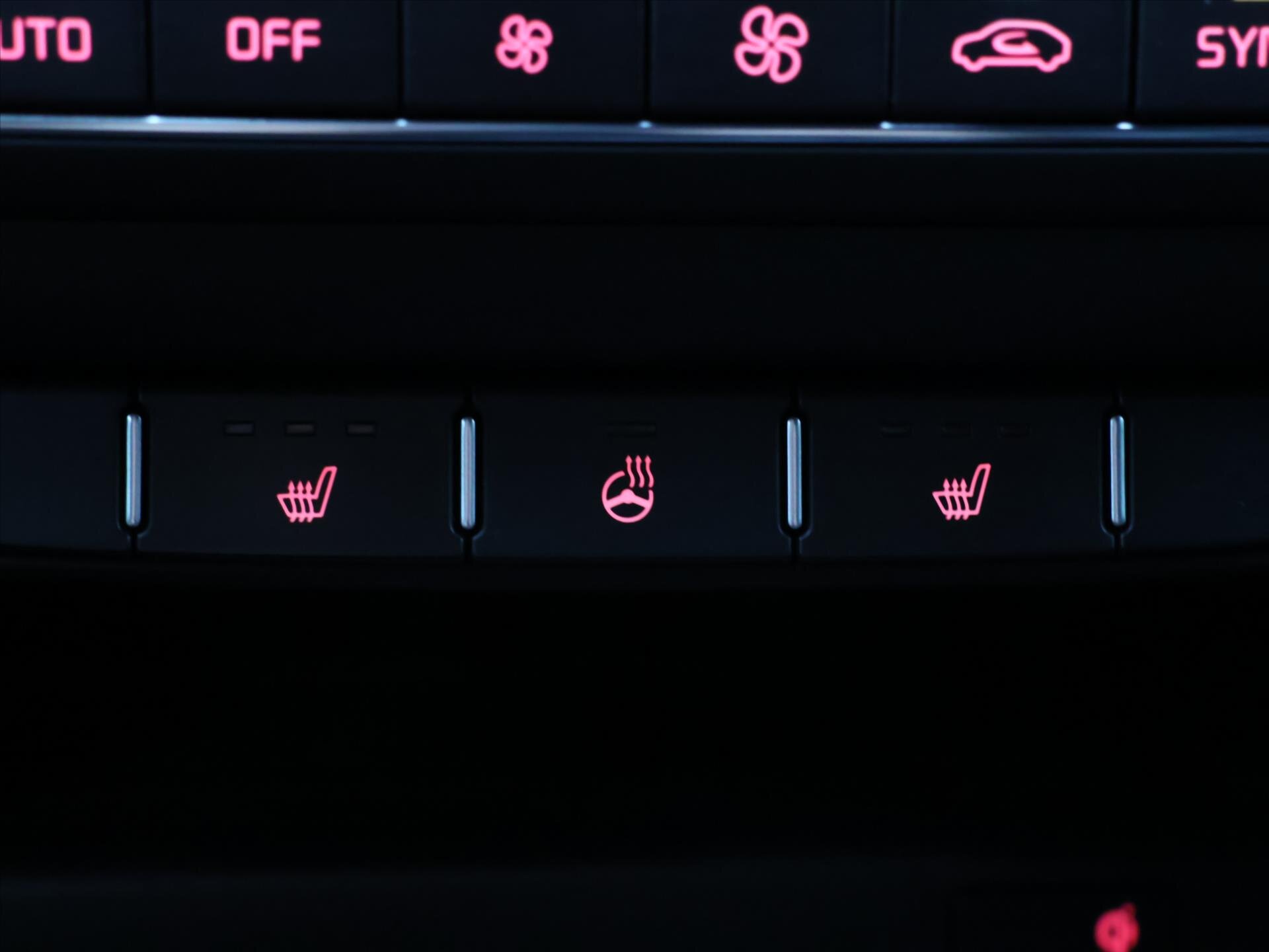 KIA Ceed Hatchback 1,6 l 150 kw