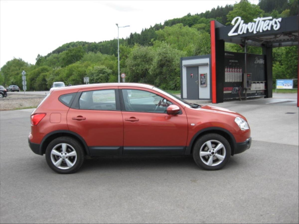 Nissan Qashqai Kombi 1,6 l 84 kw