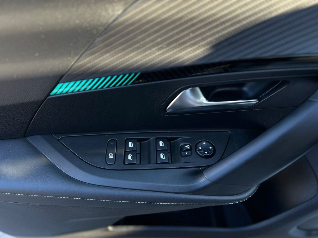 Peugeot 2008 SUV 1,2 l 74 kw