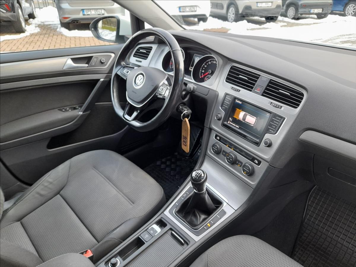 Volkswagen Golf Hatchback 1,2 l 81 kw