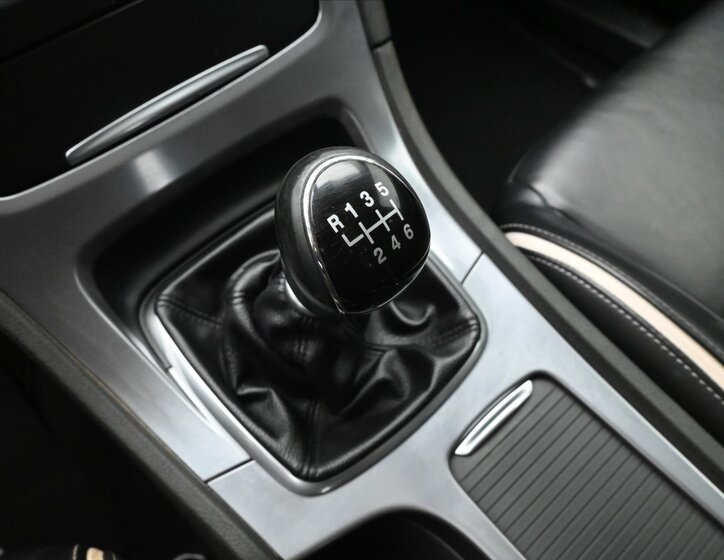 Ford Mondeo Kombi 2,0 l 120 kw