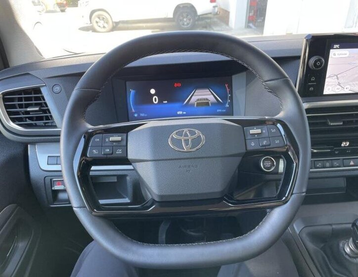 Toyota ProAce Verso MPV 2,0 l 106 kw