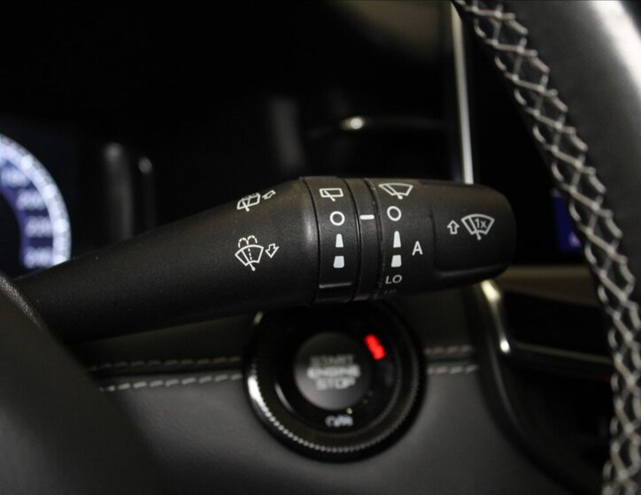 Jeep Compass SUV / Terénní 1,3 l 110 kw