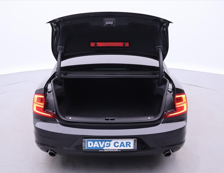 Volvo S90 Sedan 2,0 l 187 kw