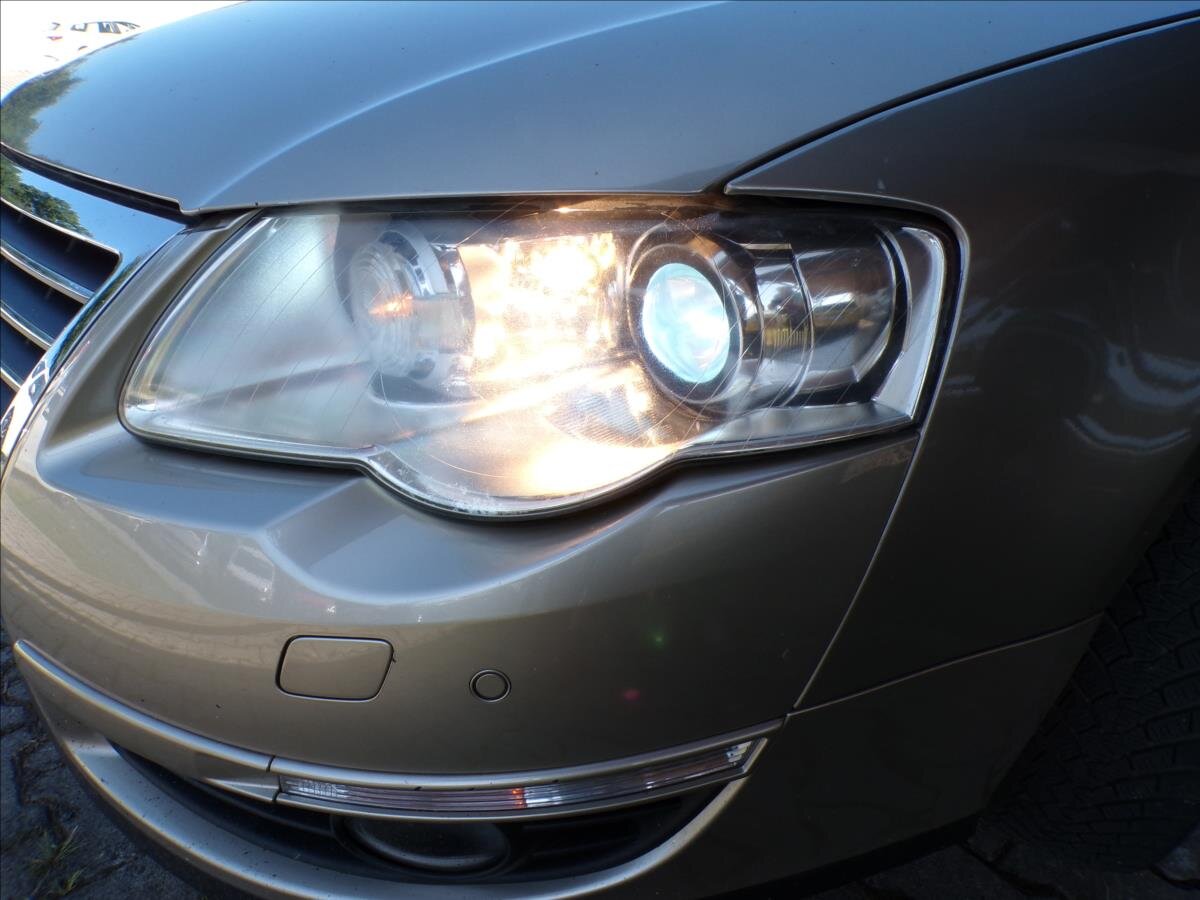 Volkswagen Passat Kombi 2,0 l 147 kw