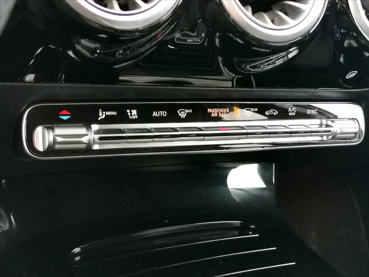 Mercedes-Benz Třídy A Hatchback 2,0 l 110 kw