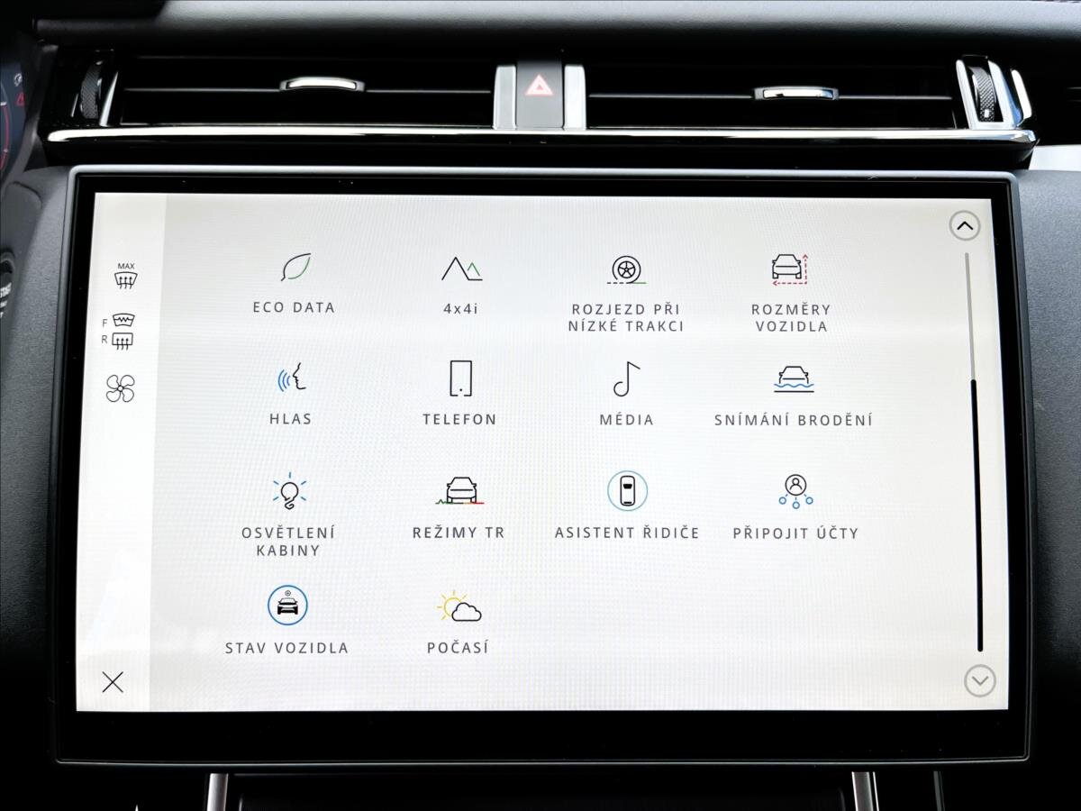 Land Rover Range Rover Velar SUV / Terénní 2,0 l 150 kw