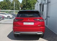 Mitsubishi Outlander SUV 2,4 l 225 kw