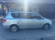 Toyota Avensis Verso MPV 2,0 l 85 kw