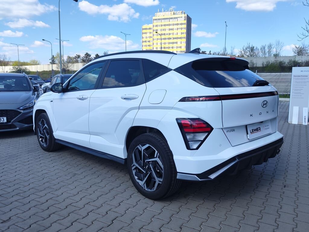 Hyundai Kona SUV / Terénní 1,6 l 145 kw