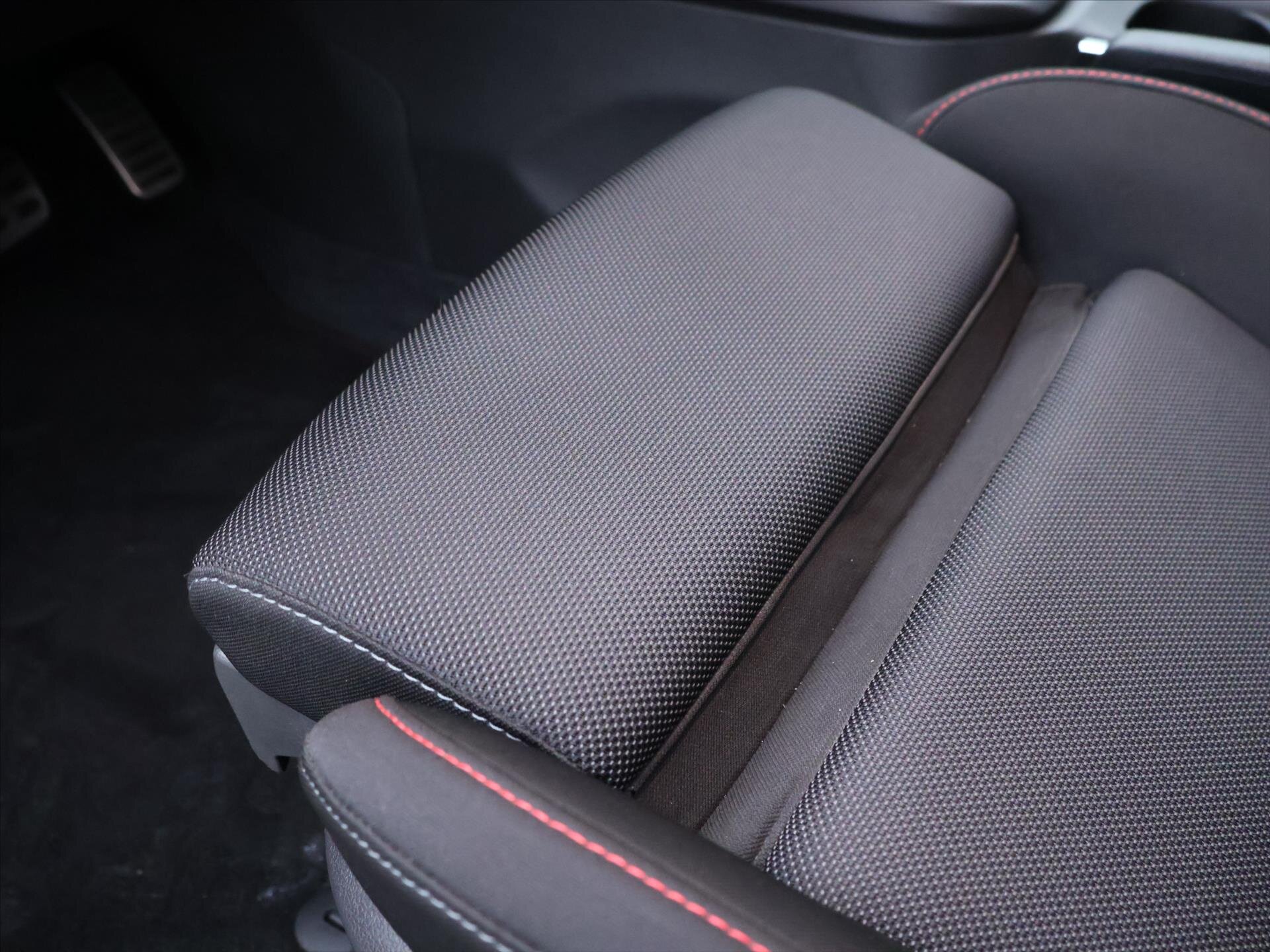 Hyundai i30 Liftback 1,5 l 117 kw