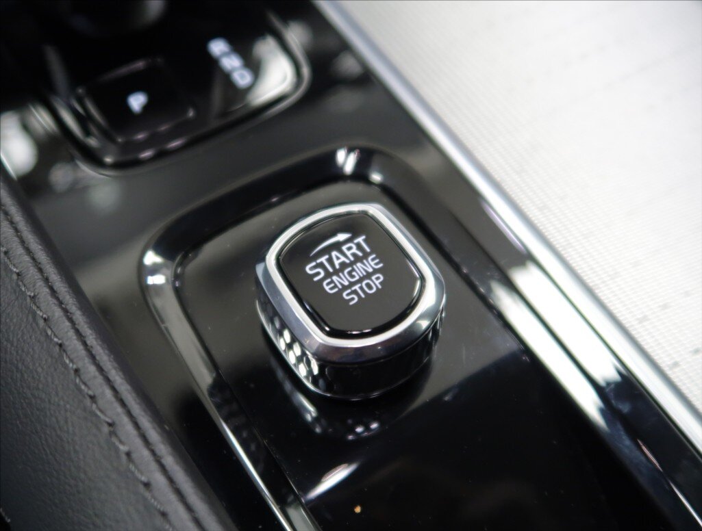 Volvo XC90 SUV / Terénní 2,0 l 173 kw