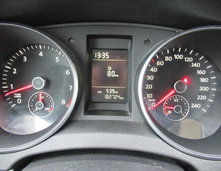 Volkswagen Golf Hatchback 1,2 l 77 kw