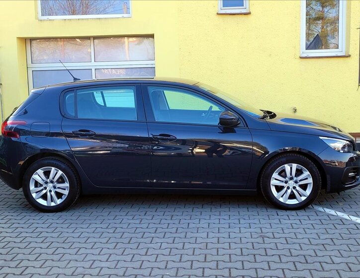 Peugeot 308 Hatchback 1,5 l 75 kw