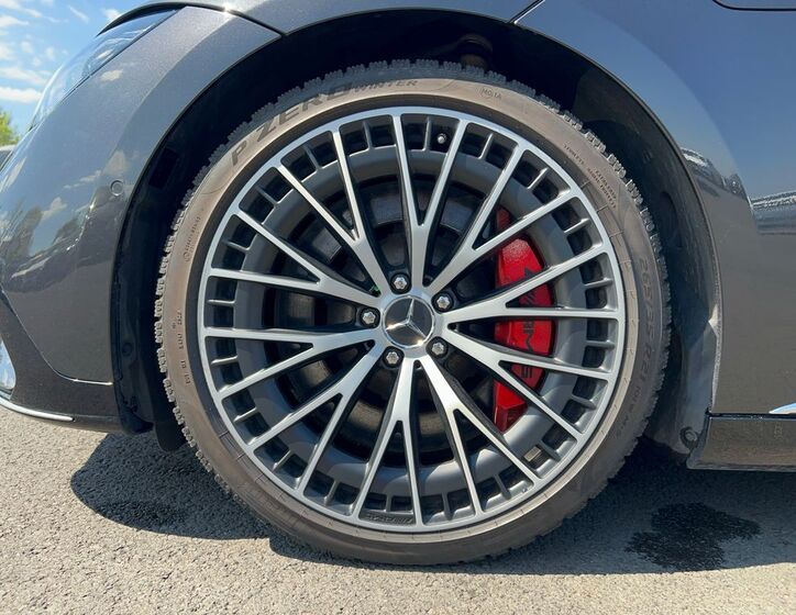 Mercedes-Benz EQE 26