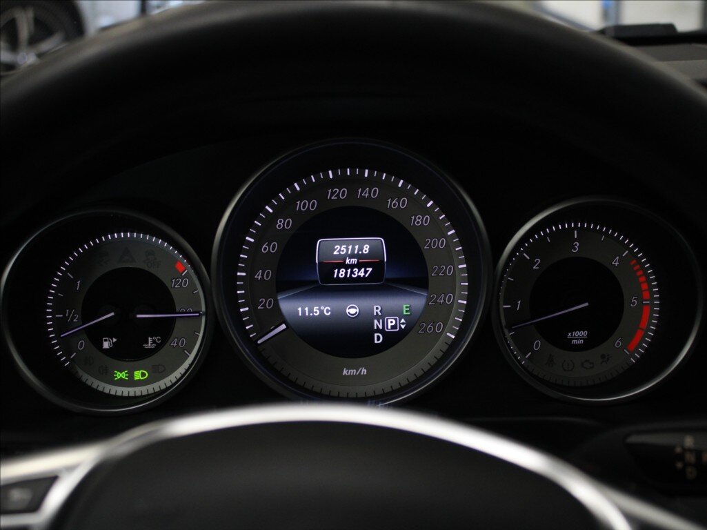 Mercedes-Benz Třídy E Kombi 3,0 l 190 kw