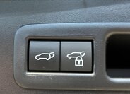 Lexus UX 300h SUV 2,0 l 146 kw