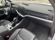 Volkswagen Touareg SUV 3,0 l 210 kw