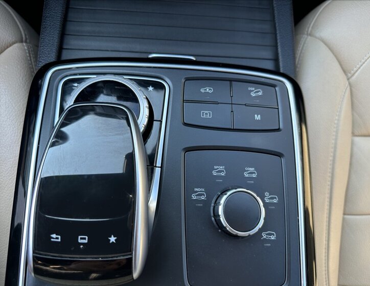 Mercedes-Benz GLE SUV / Terénní 3,0 l 190 kw