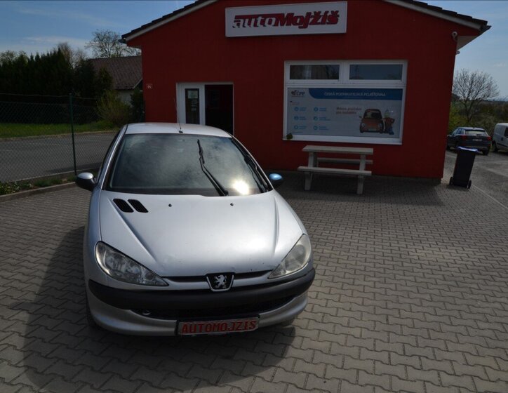 Peugeot 206 Hatchback 1,4 l 50 kw