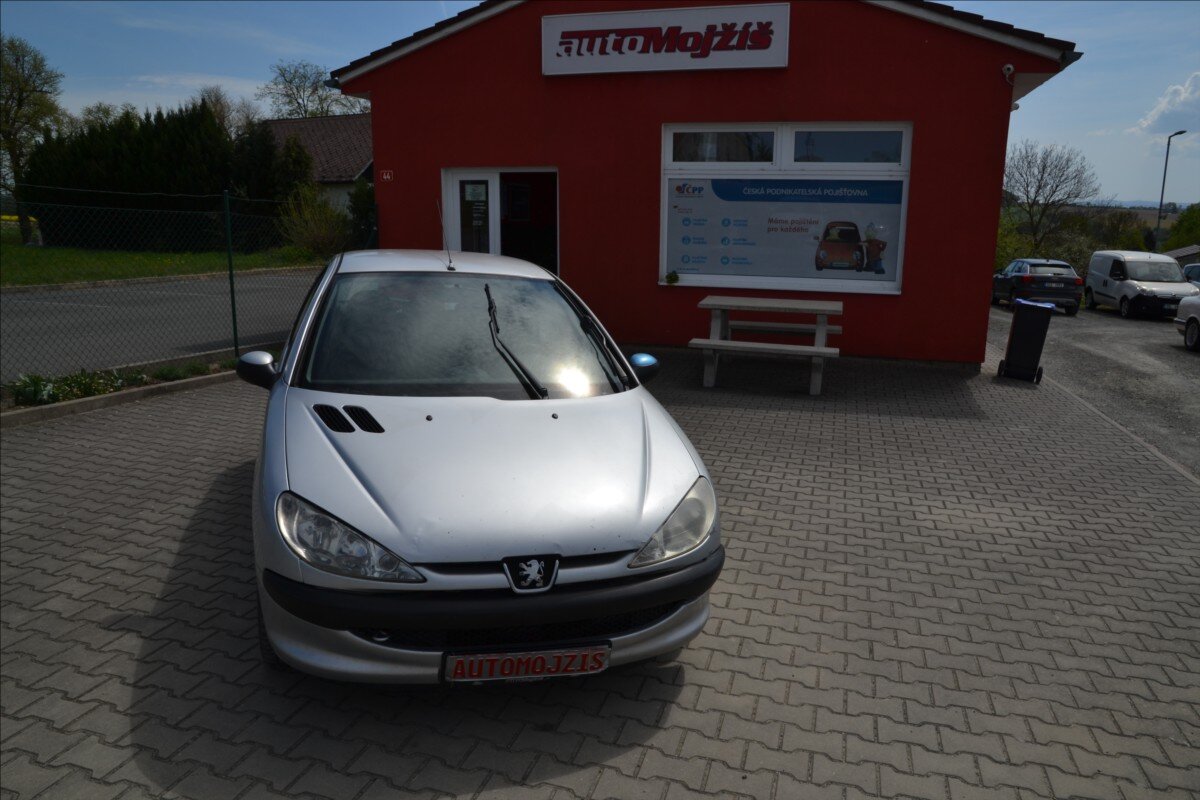 Peugeot 206 Hatchback 1,4 l 50 kw