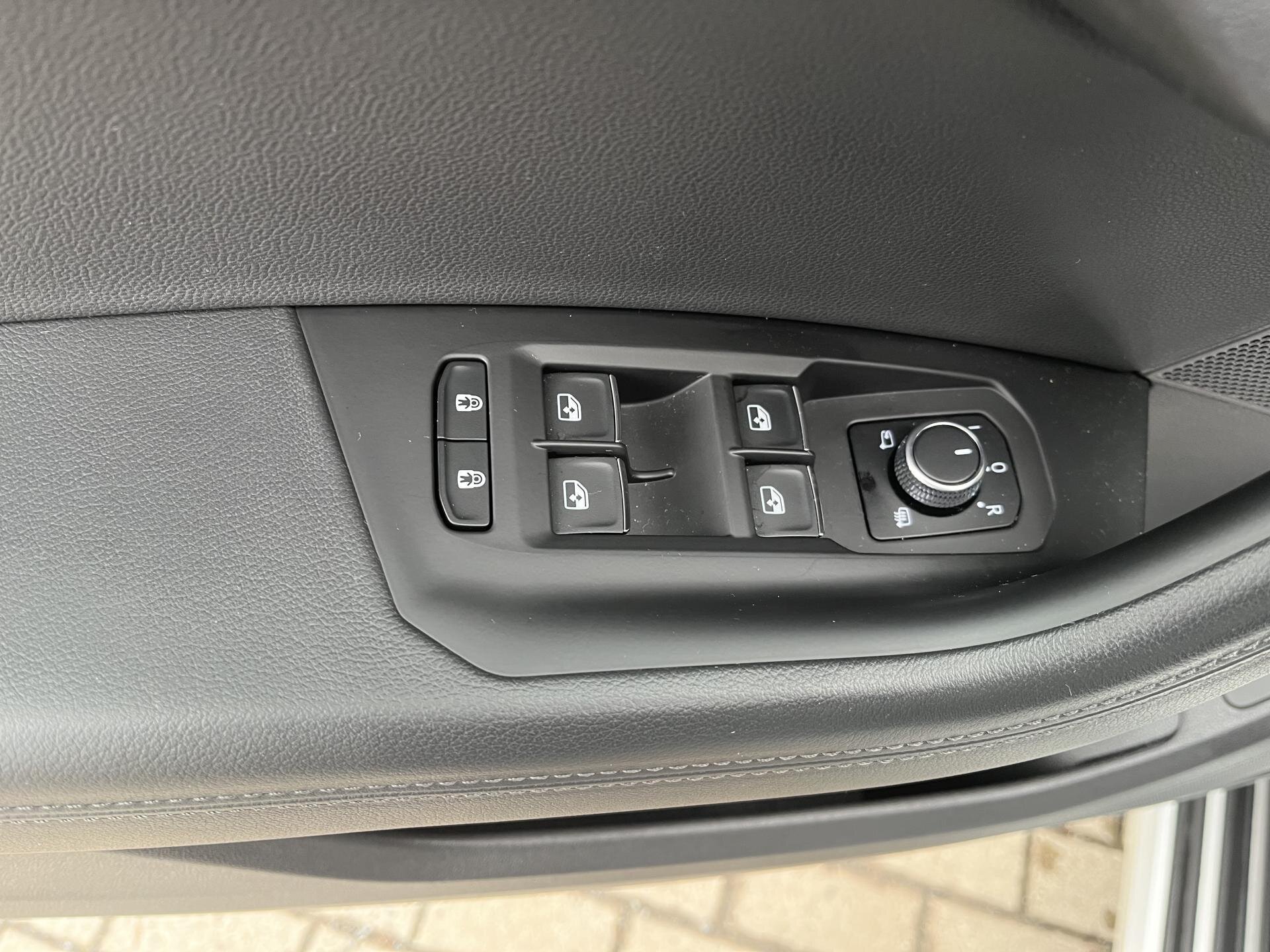 Volkswagen Touareg SUV 3,0 l 210 kw