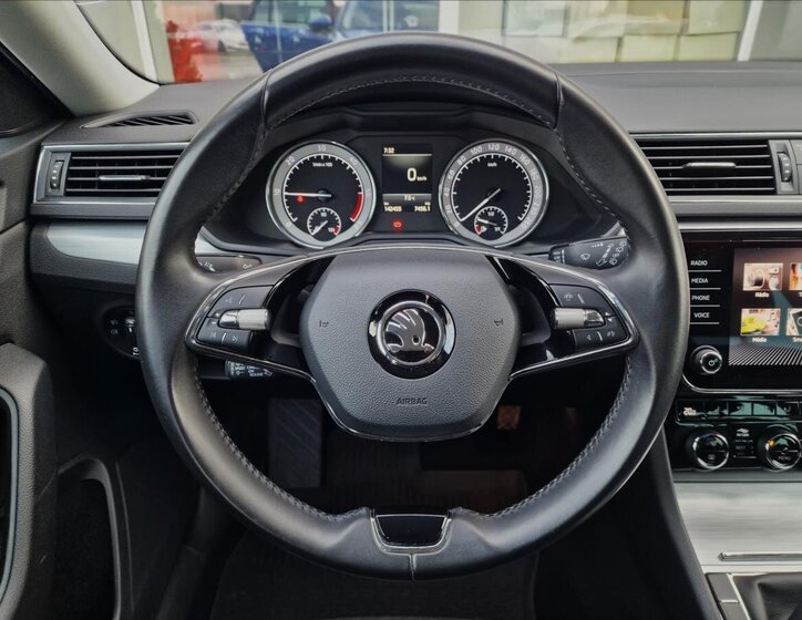 Škoda Superb Kombi 2,0 l 110 kw