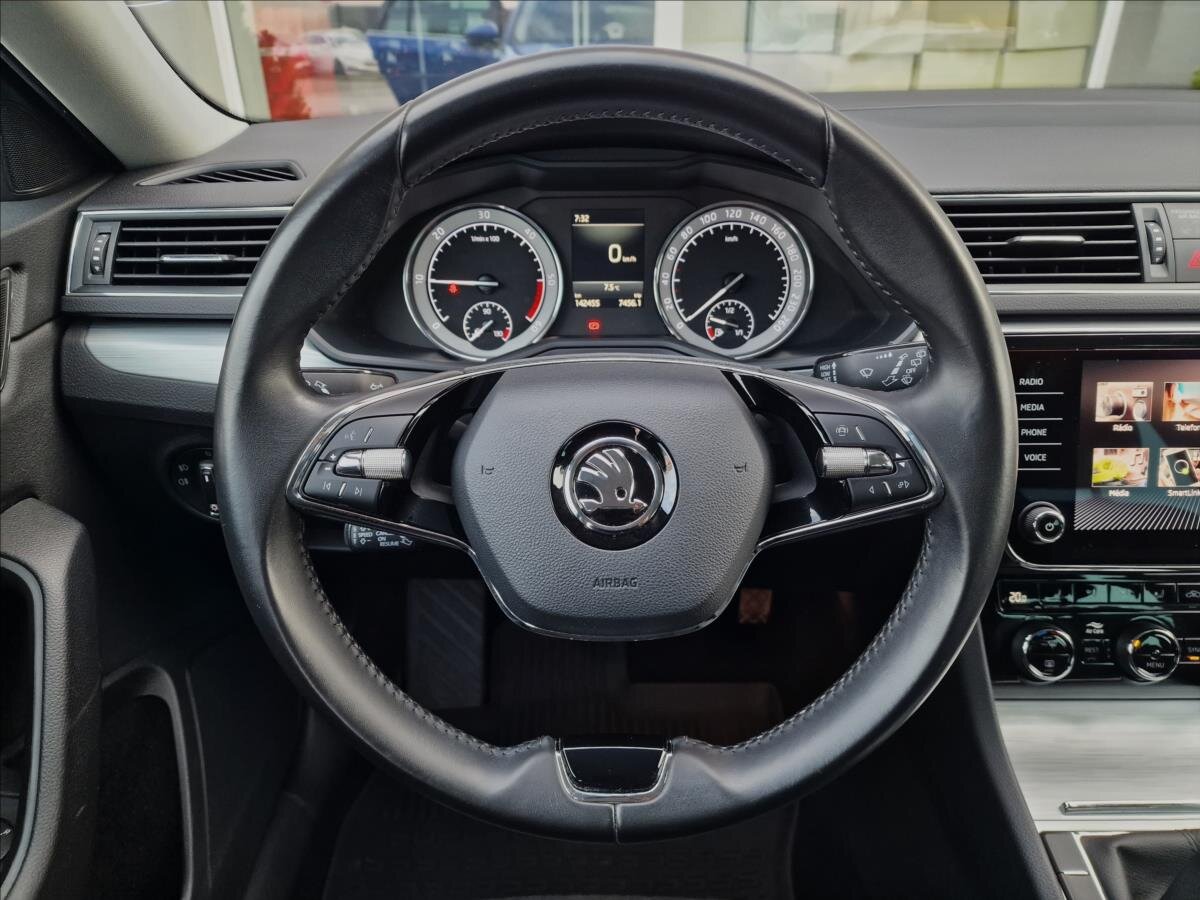 Škoda Superb Kombi 2,0 l 110 kw