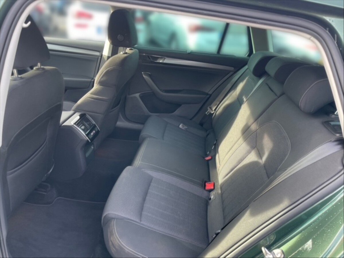 Škoda Superb Kombi 2,0 l 110 kw