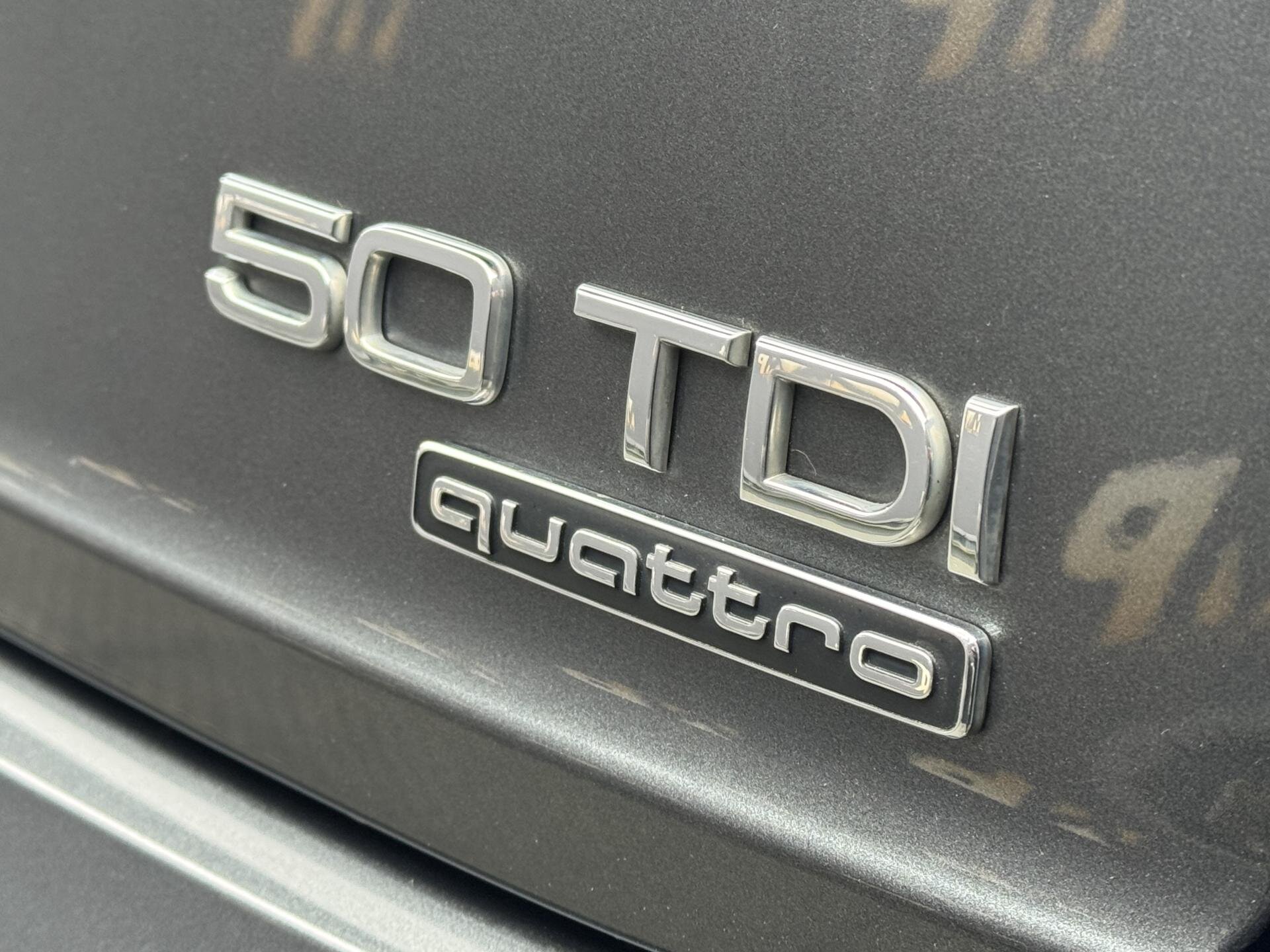 Audi Q8 SUV 3,0 l 210 kw