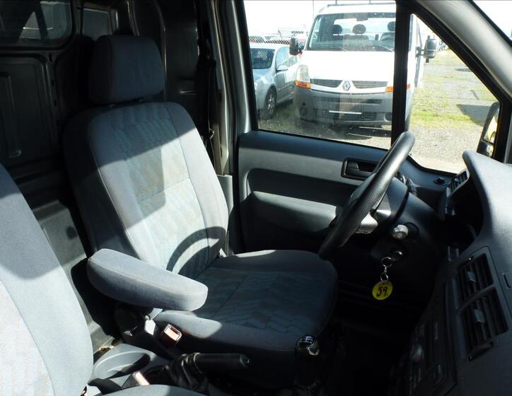 Ford Transit Connect 25