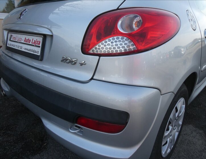 Peugeot 206 Hatchback 1,1 l 44 kw