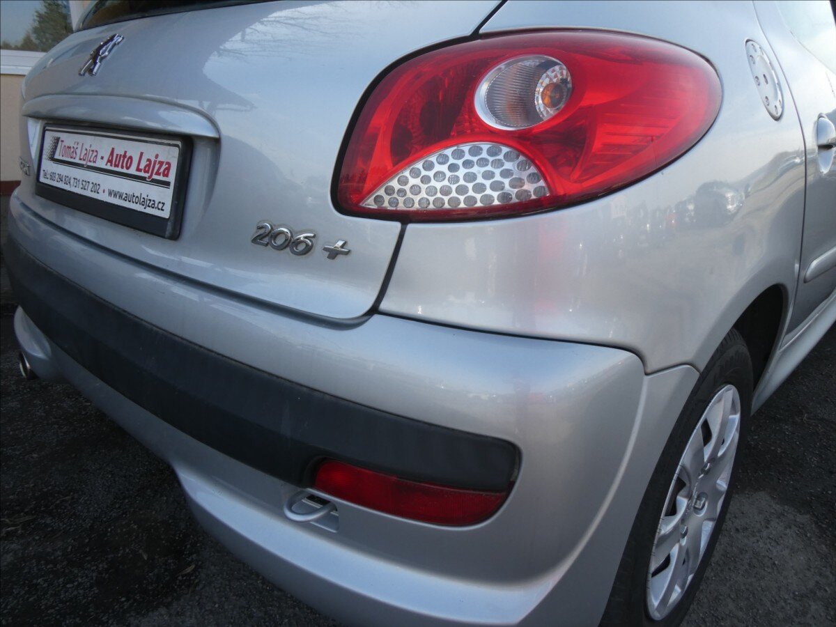 Peugeot 206 Hatchback 1,1 l 44 kw