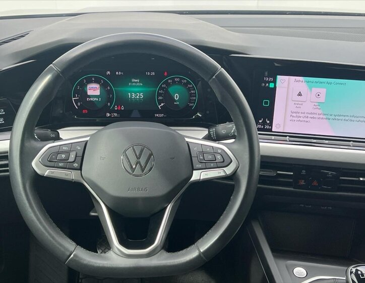 Volkswagen Golf Hatchback 1,5 l 96 kw