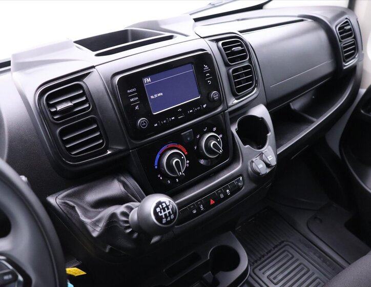 Toyota Proace Max Skříň 2,2 l 88 kw